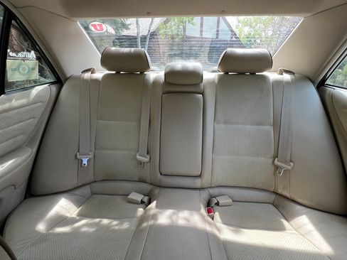 Used 2001 Lexus IS 300 RWD image 16