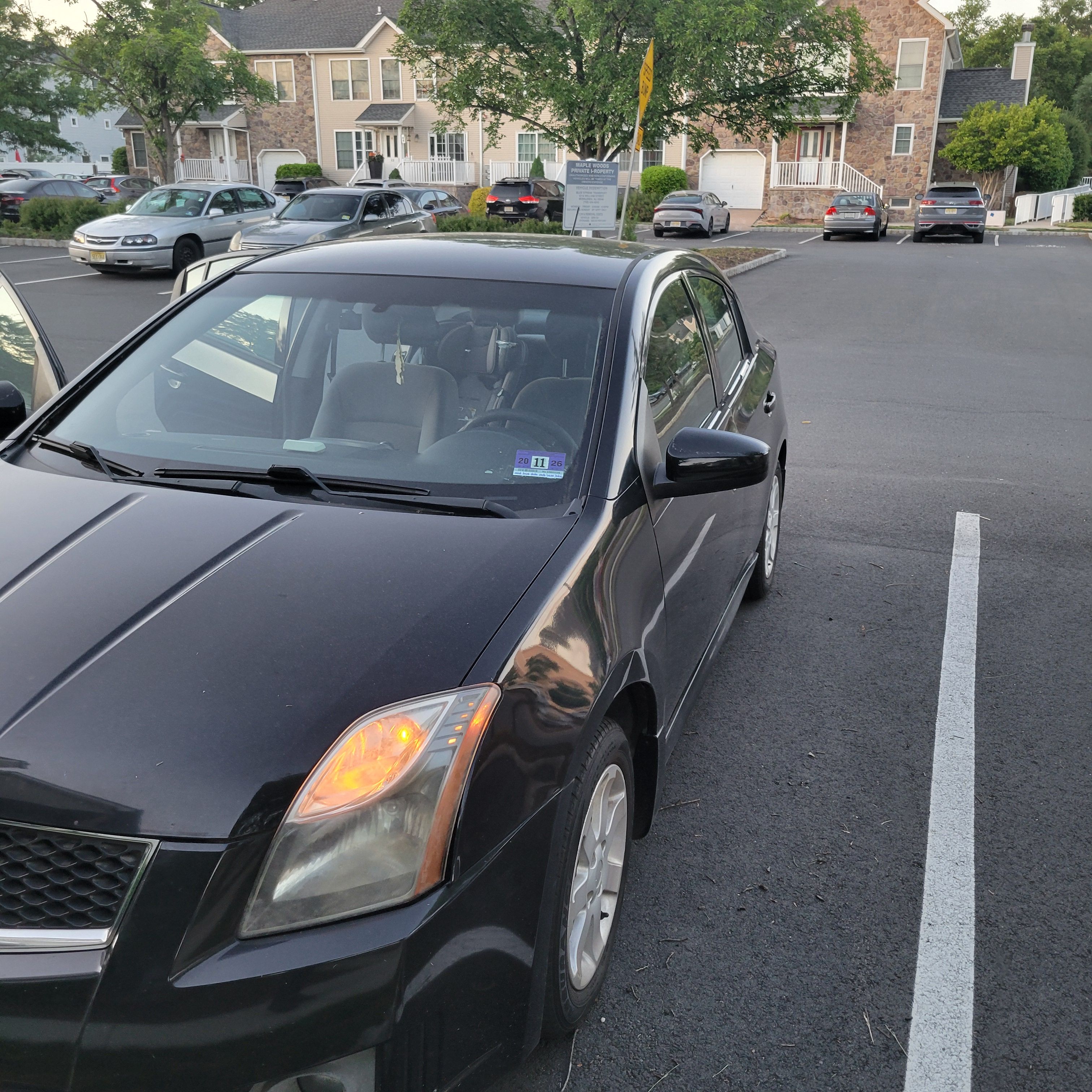 Used 2010 Nissan Sentra 2.0 SR FWD image 13