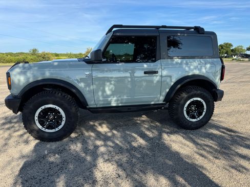 Used 2024 Ford Bronco Big Bend w/ Sasquatch Package AWD/4WD image 5
