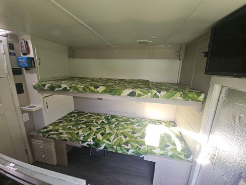 Used 2008 Chevrolet Express 3500 image 15