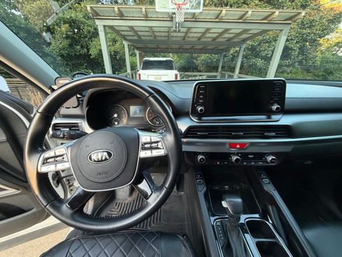 Used 2020 Kia Telluride S w/ S 8 Passenger Seating Package FWD image 12