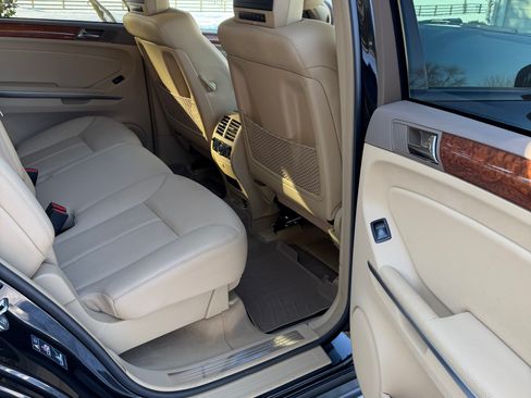 Used 2008 Mercedes-Benz GL 320 CDI 4MATIC image 13