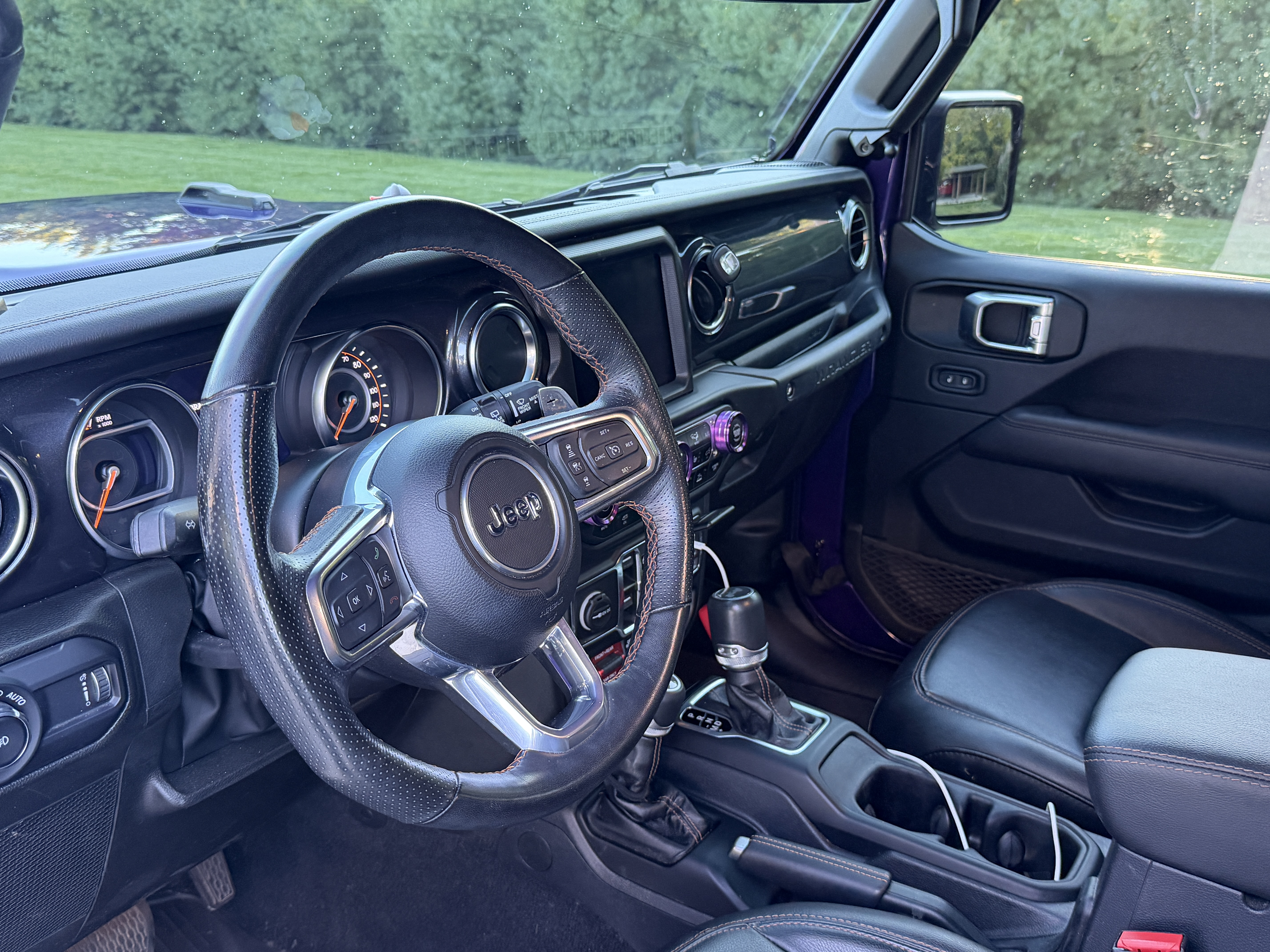 Used 2023 Jeep Wrangler Unlimited Rubicon 392 w/ Trailer Tow Package AWD/4WD image 21