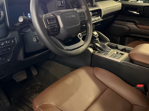 Used 2026 Toyota Land Cruiser image 8