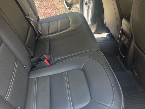 Used 2022 GMC Canyon Denali AWD/4WD image 8