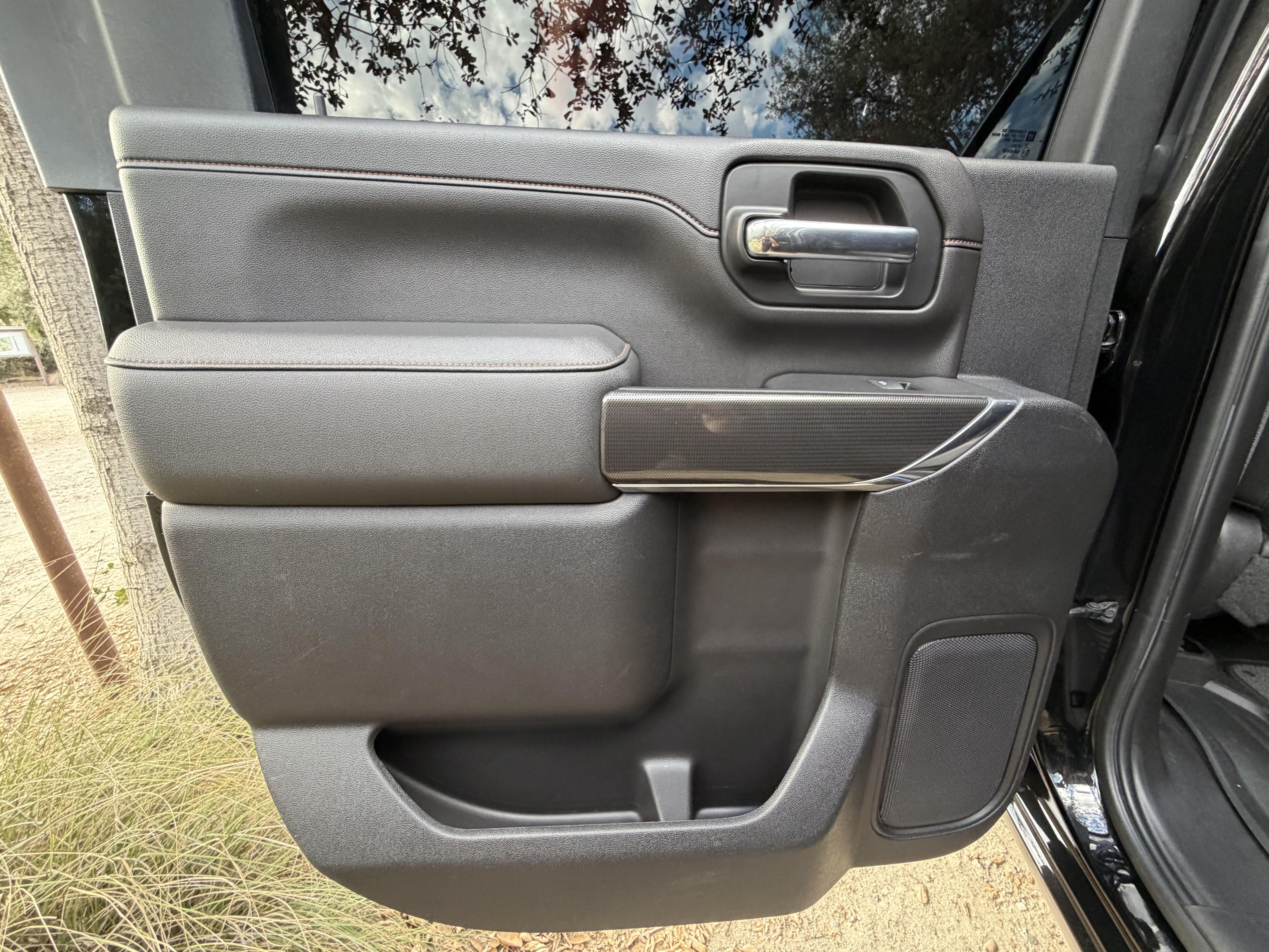 Used 2023 GMC Sierra 2500 AT4 w/ AT4 Preferred Package AWD/4WD image 18