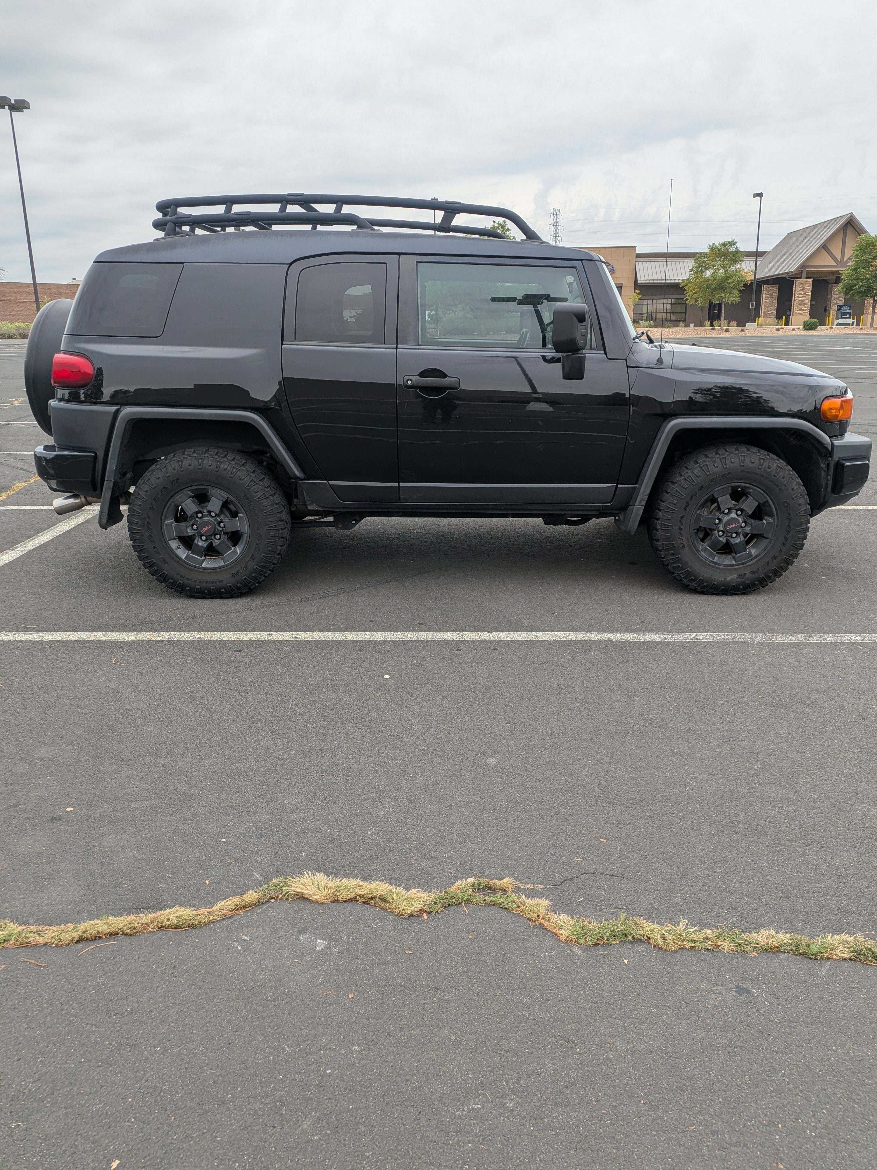 Used 2008 Toyota FJ Cruiser 4WD w/ Upgrade Pkg 2 image 1