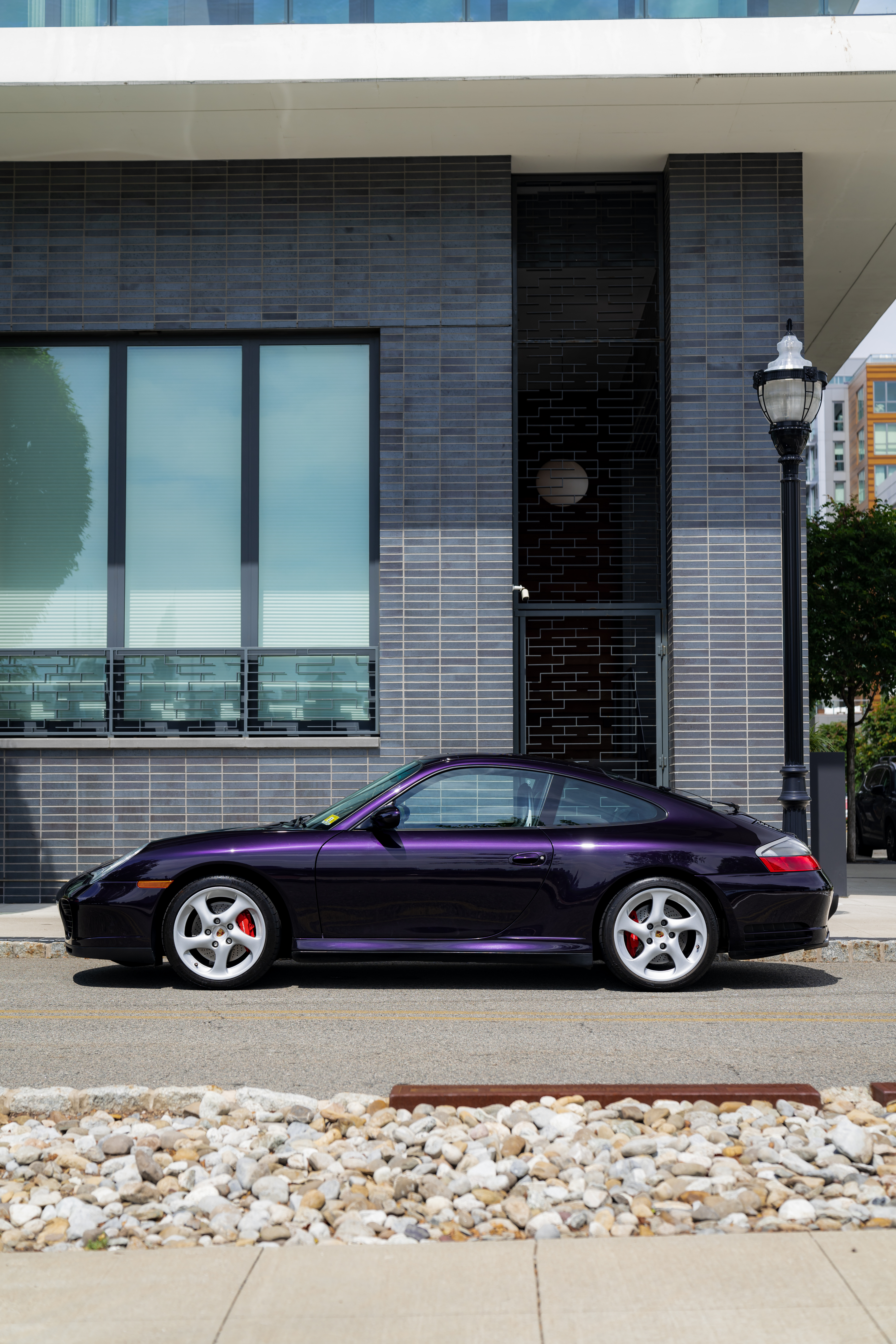 Used 2002 Porsche 911 Carrera 4S AWD/4WD image 2