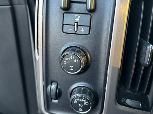 Used 2015 GMC Sierra 1500 Denali image 29