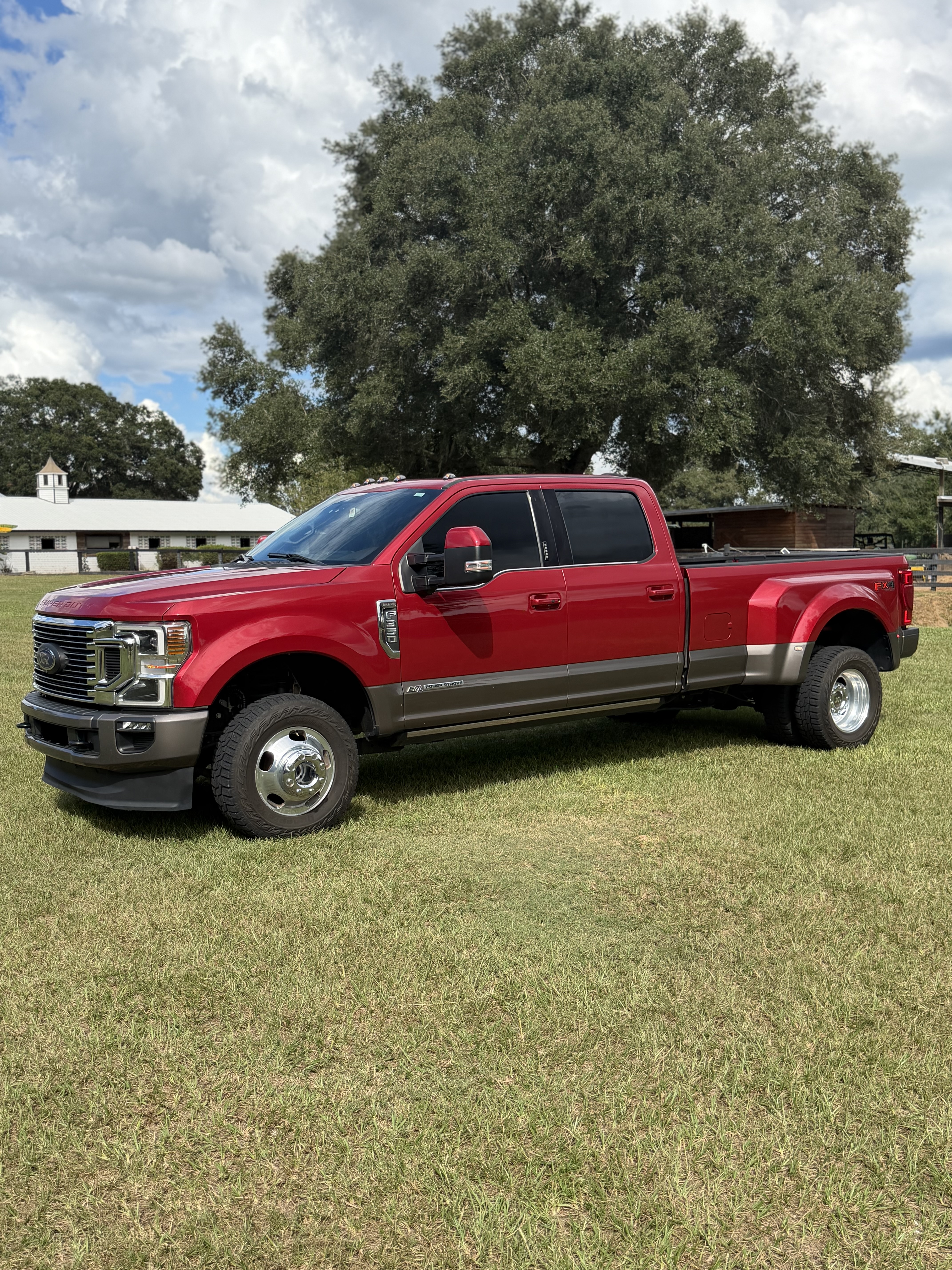 Used 2022 Ford F350 King Ranch w/ King Ranch Ultimate Package AWD/4WD image 2