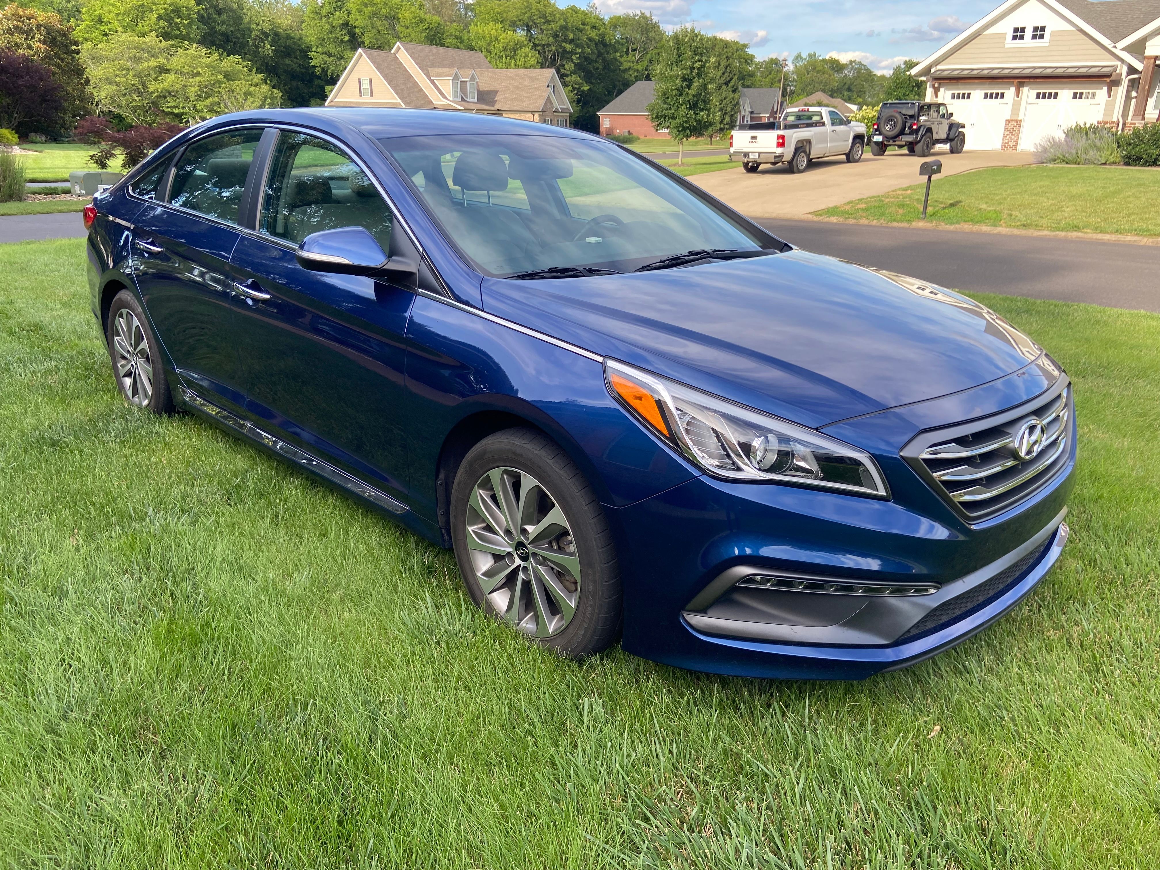 Used 2015 Hyundai Sonata Sport w/ Option Group 04 FWD image 1