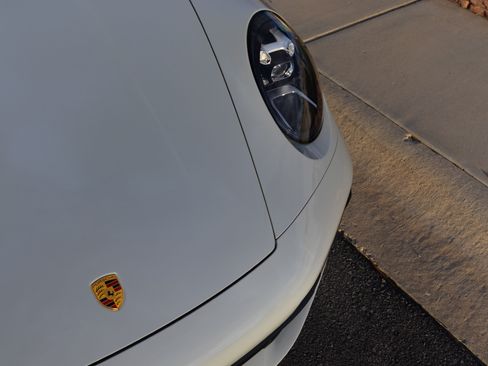 Used 2022 Porsche 911 Carrera image 13