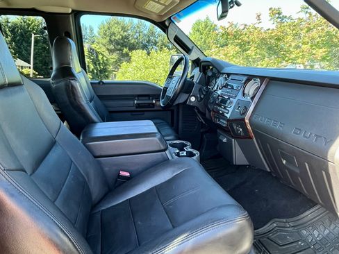 Used 2010 Ford F350 Lariat AWD/4WD image 5