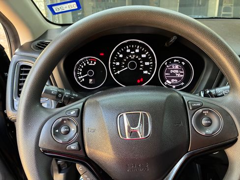Used 2016 Honda HR-V EX image 5