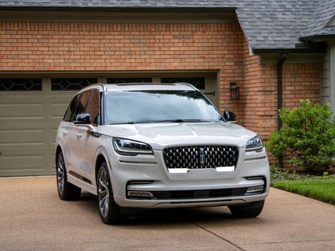 Used 2021 Lincoln Aviator Grand Touring AWD/4WD image 23
