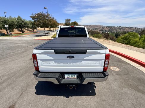 Used 2022 Ford F350 XLT AWD/4WD image 6
