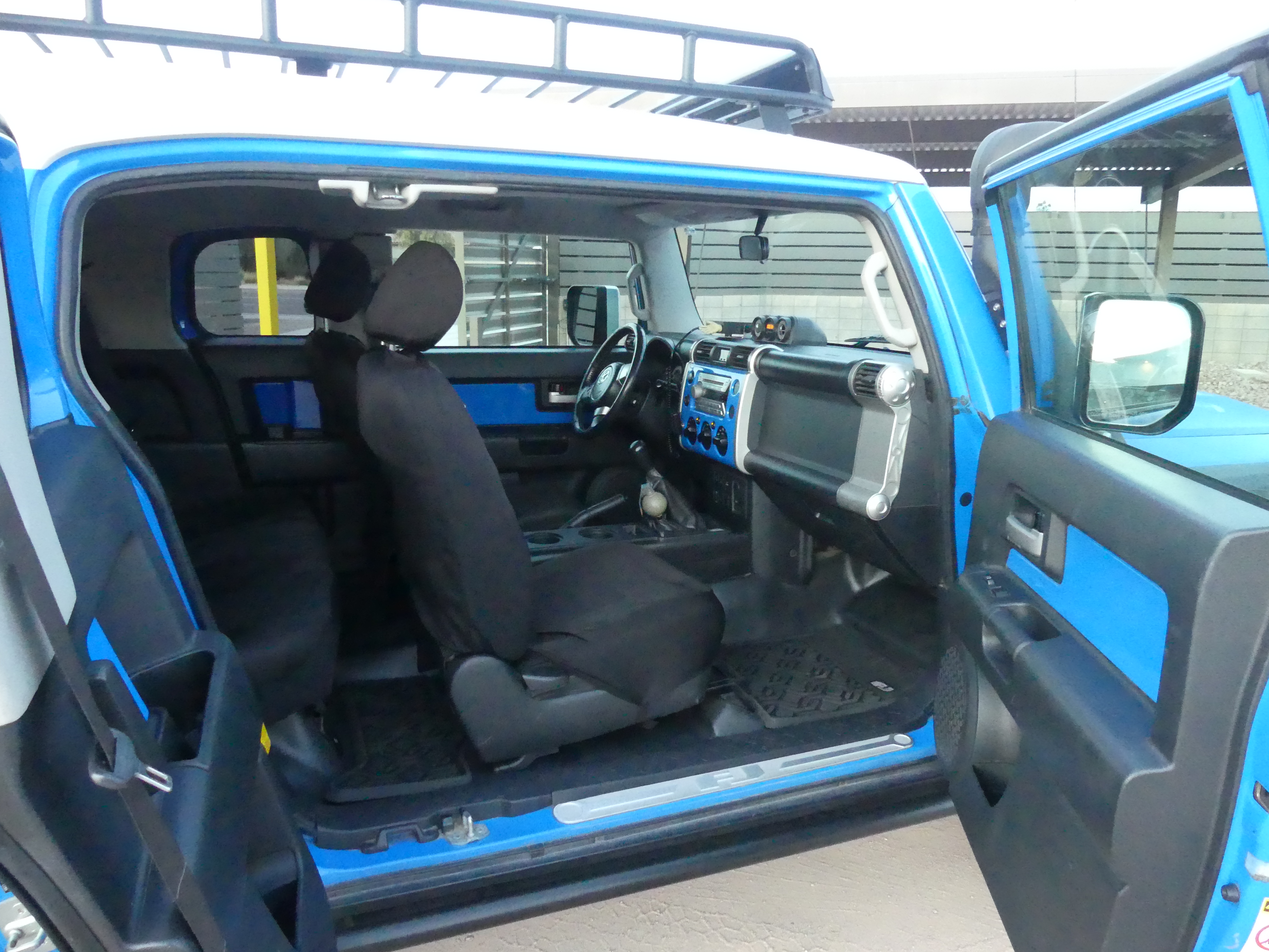Used 2007 Toyota FJ Cruiser 4WD image 13