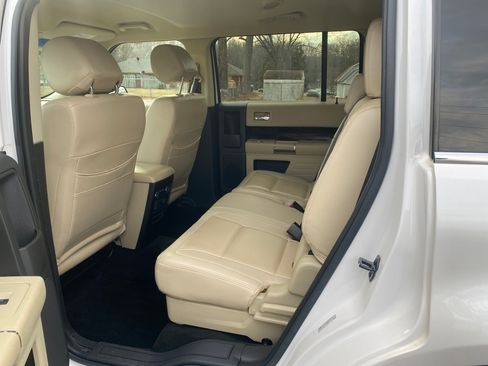 Used 2016 Ford Flex SEL AWD/4WD image 17