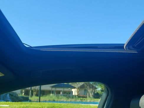 Used 2018 BMW 330i Sedan image 13