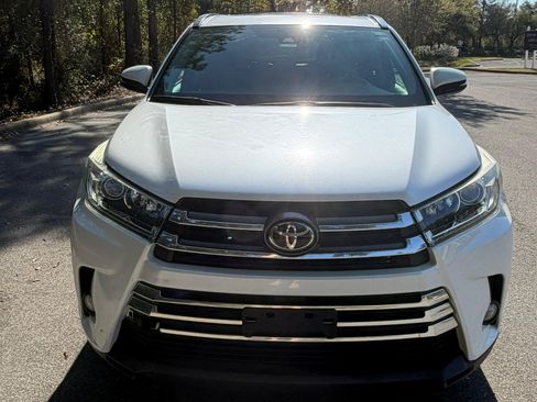 Used 2018 Toyota Highlander Limited image 5