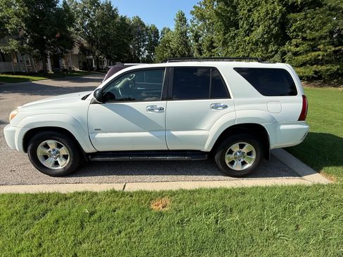 Used 2006 Toyota 4Runner Sport RWD image 5