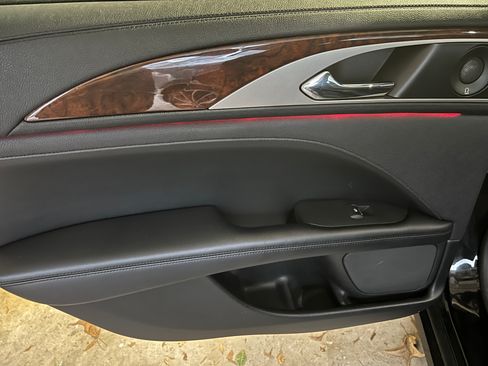 Used 2019 Lincoln MKZ Reserve w/ Reserve Plus Package image 21