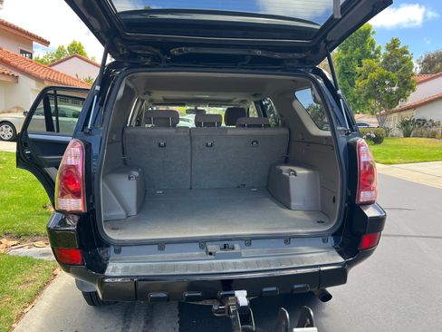 Used 2005 Toyota 4Runner Sport AWD/4WD image 6