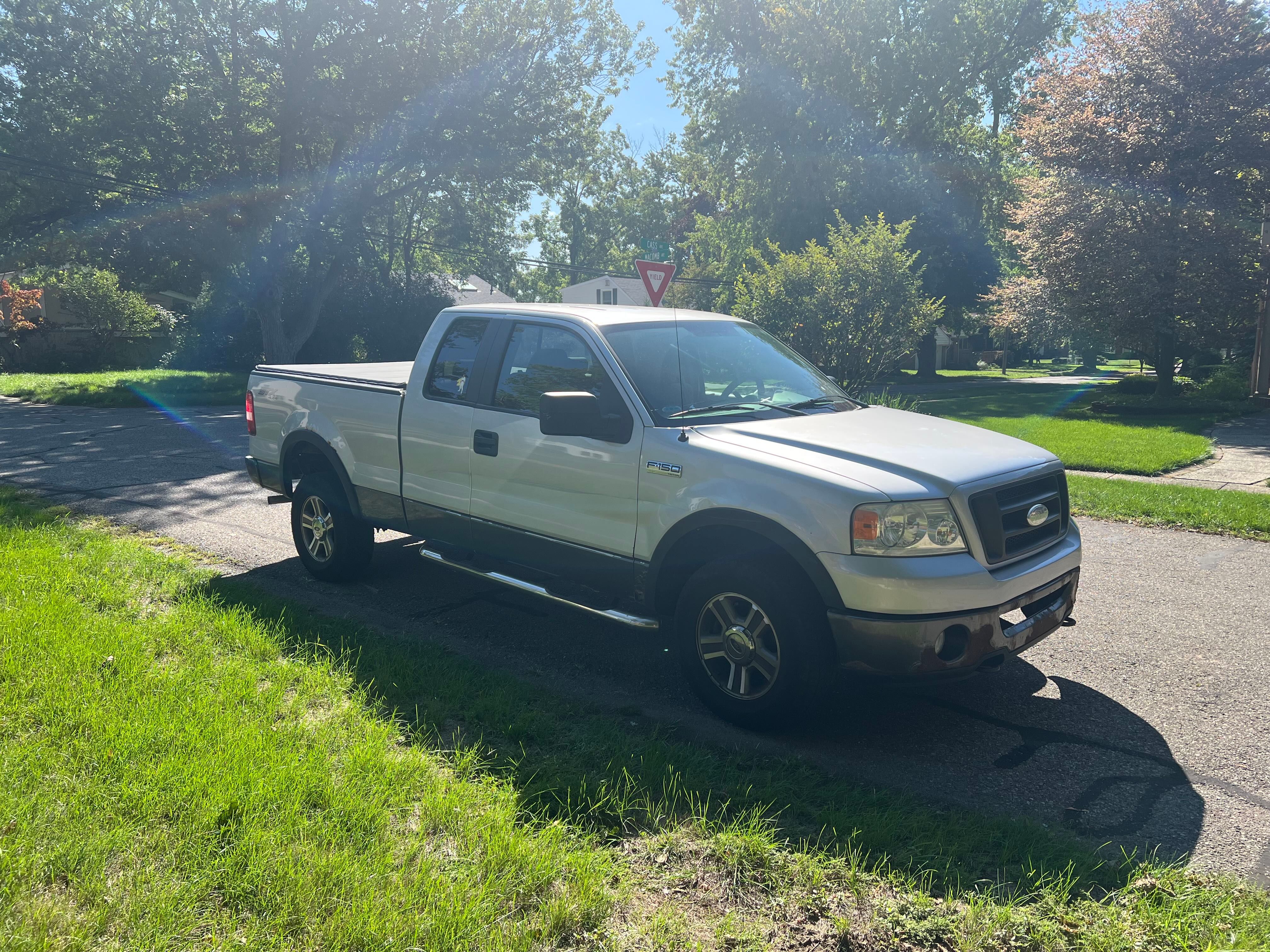 Used 2008 Ford F150 STX AWD/4WD image 1