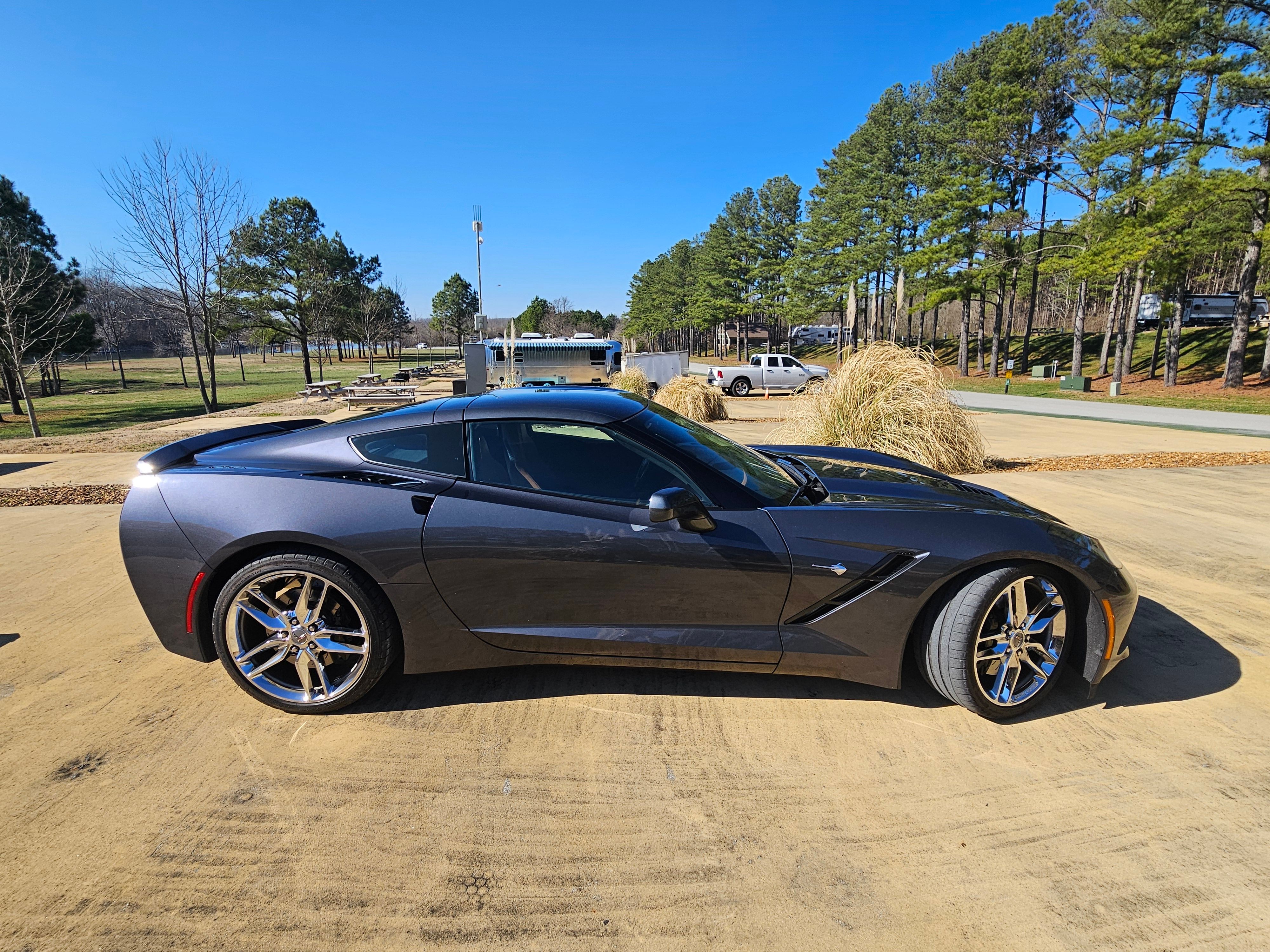 Used 2014 Chevrolet Corvette Stingray Coupe w/ 3LT Preferred Equipment Group RWD image 2