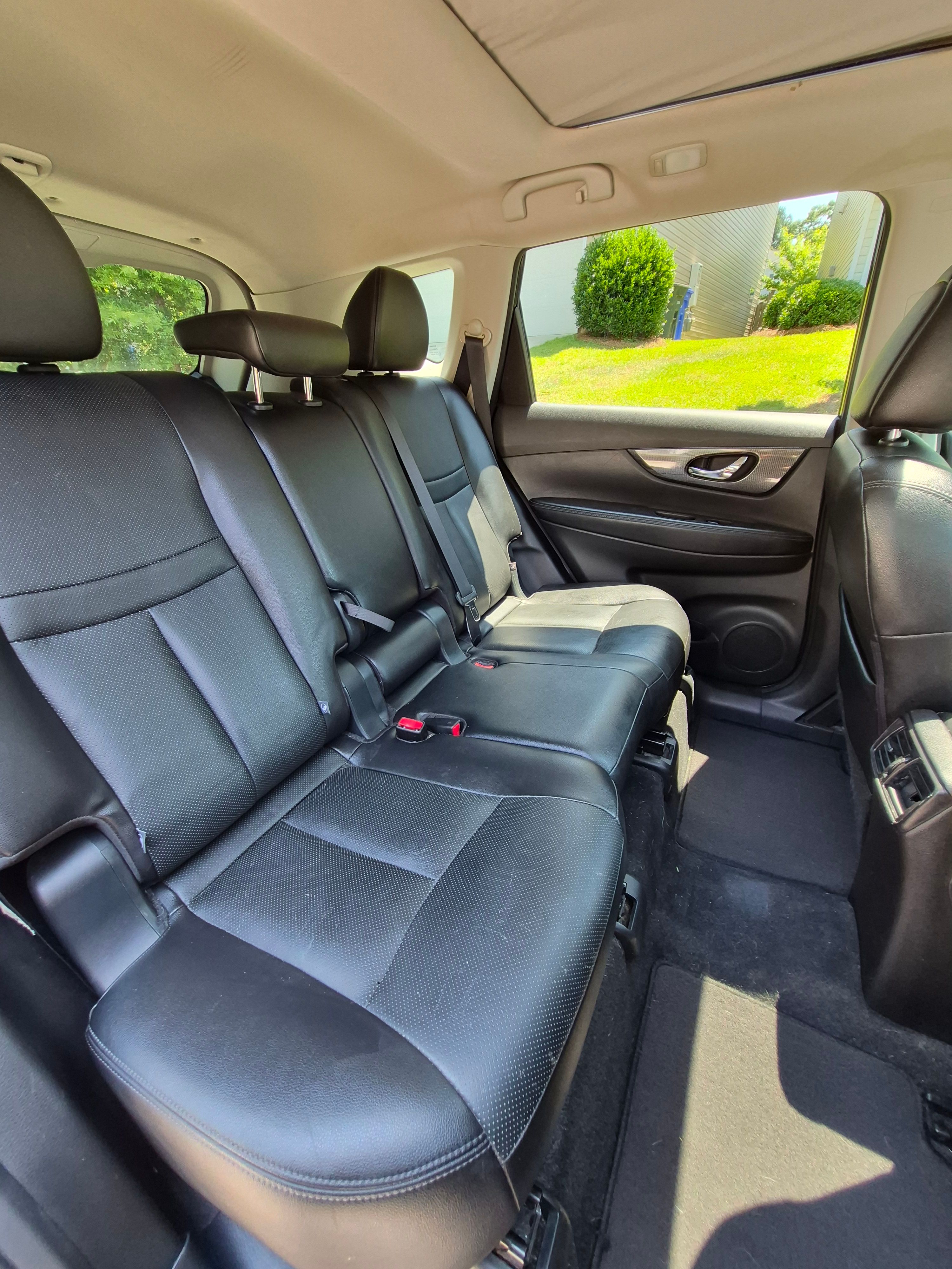 Used 2016 Nissan Rogue SL w/ SL Premium Package FWD image 21