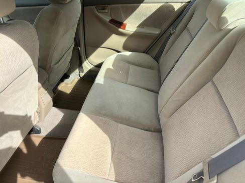 Used 2007 Toyota Corolla LE image 9