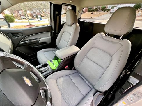 Used 2018 Chevrolet Colorado W/T image 14