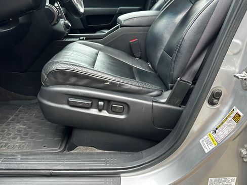 Used 2012 Honda Pilot Touring image 12