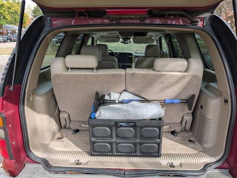 Used 2005 Chevrolet Tahoe Z71 w/ Preferred Equipment Group image 1