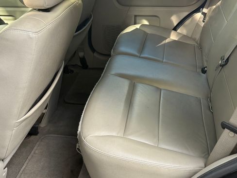 Used 2011 Ford Escape Limited image 11