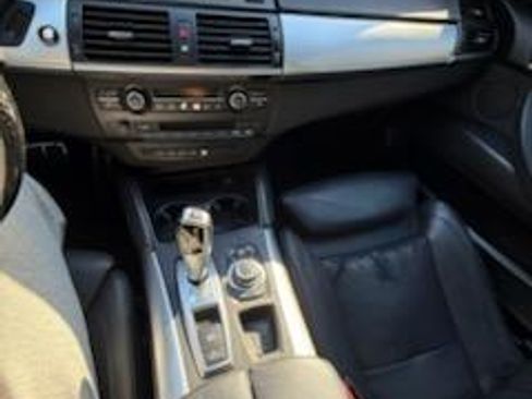Used 2013 BMW X6 xDrive35i image 16