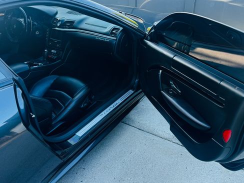 Used 2014 Maserati GranTurismo MC image 10