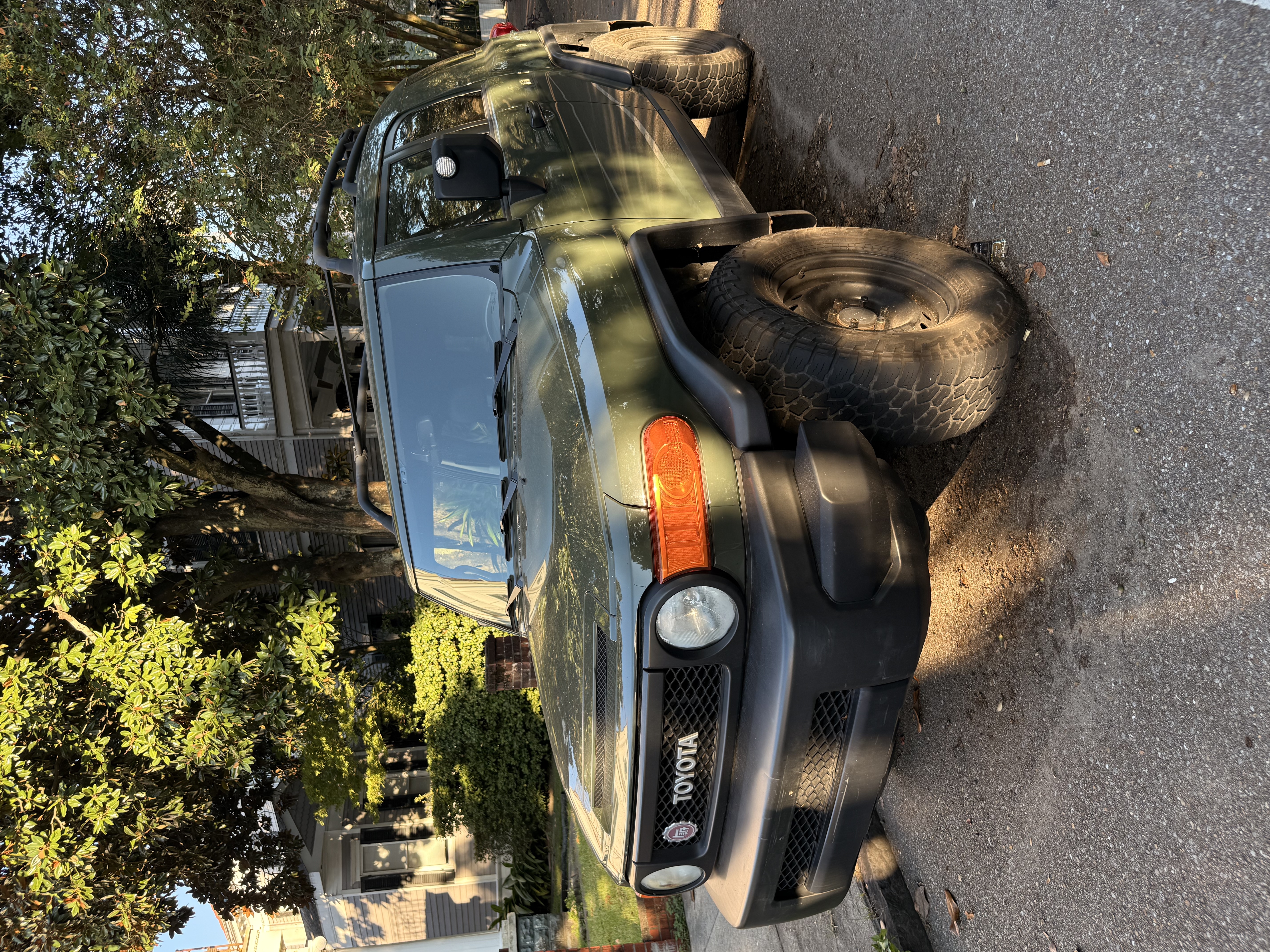 Used 2011 Toyota FJ Cruiser 4WD w/ Upgrade Pkg 3 image 8