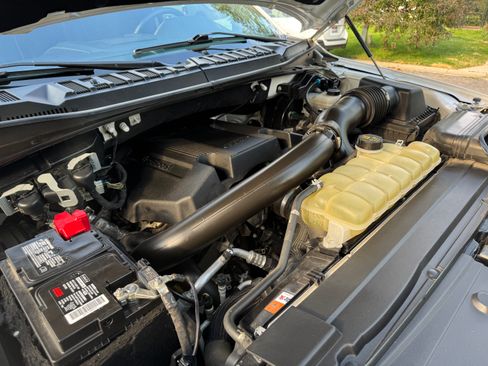 Used 2020 Ford F150 Lariat w/ Equipment Group 502A Luxury image 30