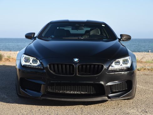 Used 2014 BMW M6 Coupe image 2