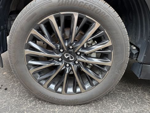 Used 2025 INFINITI QX80 Autograph AWD/4WD image 13