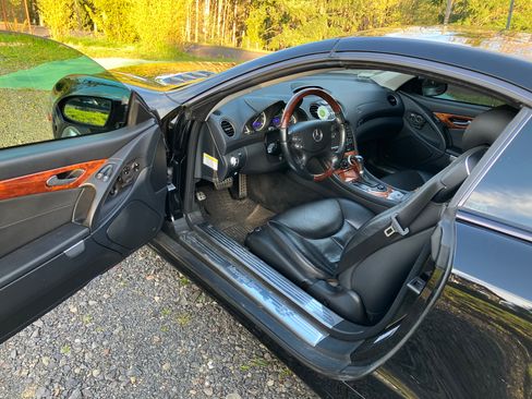 Used 2007 Mercedes-Benz SL 550 image 16
