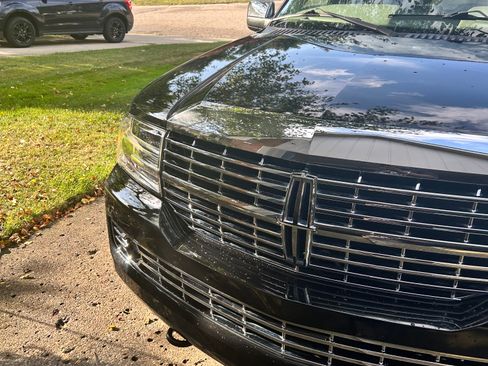 Used 2013 Lincoln Navigator 4WD w/ HD Trailer Tow Pkg image 5