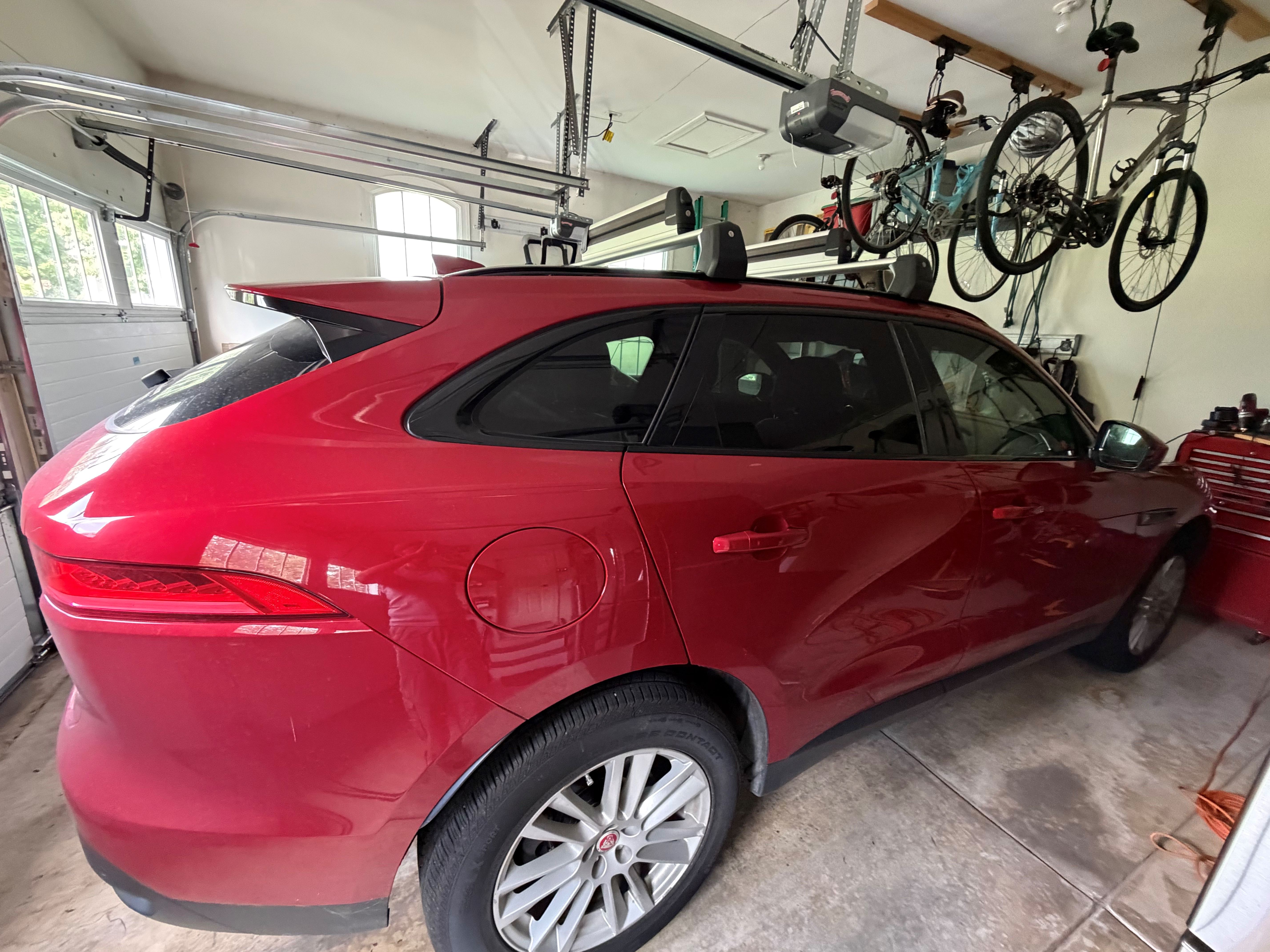Used 2017 Jaguar F-PACE Prestige AWD/4WD image 4