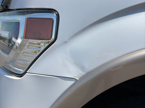 Used 2014 Ford F150 Lariat w/ Equipment Group 502A Luxury image 8