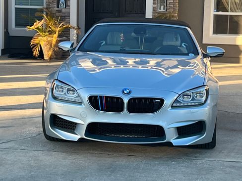 Used 2012 BMW M6 Convertible image 1