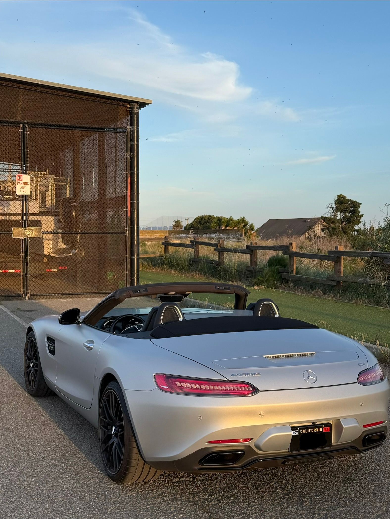 Used 2018 Mercedes-Benz AMG GT Roadster image 6