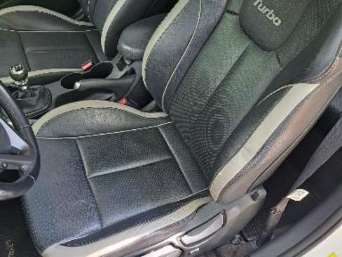 Used 2015 Hyundai Veloster Turbo w/ Option Group 04 image 18