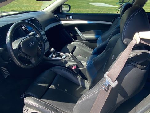 Used 2008 INFINITI G37 Sport w/ Premium Pkg image 5