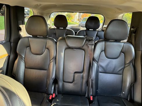 Used 2018 Volvo XC90 T6 Inscription w/ Convenience Package image 10